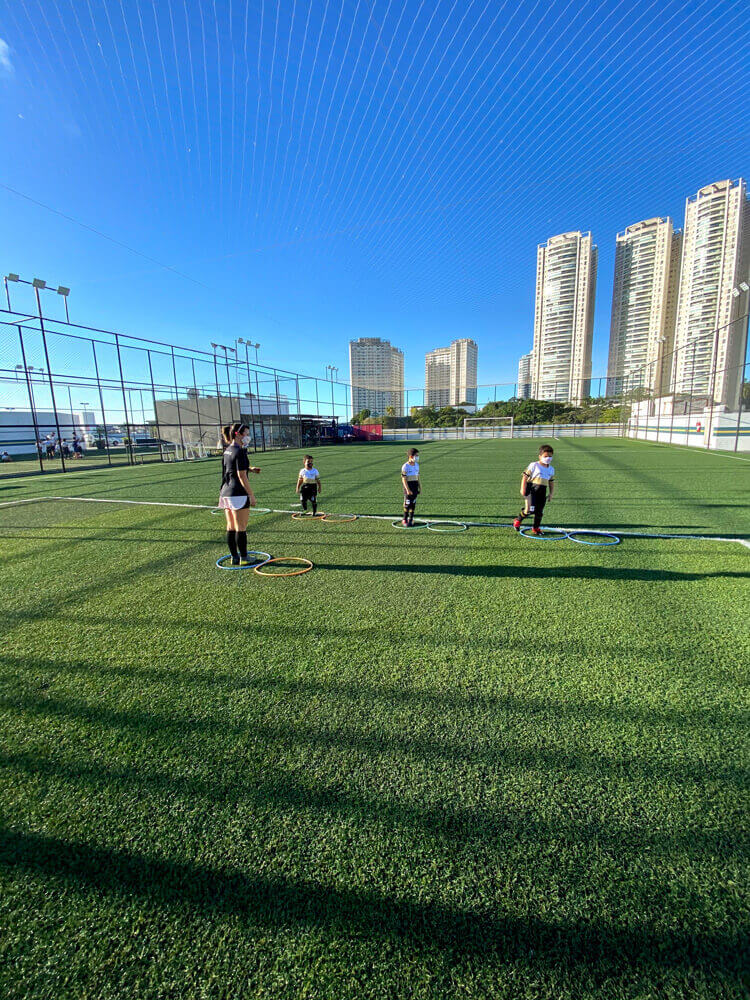 Bela Vista Shopping - Ontem tivemos a reabertura da Champions Multi Arena  (localizado no G3), após a autorização de reabertura da prefeitura. O que  você encontra: 👉 Dois campos de Society –